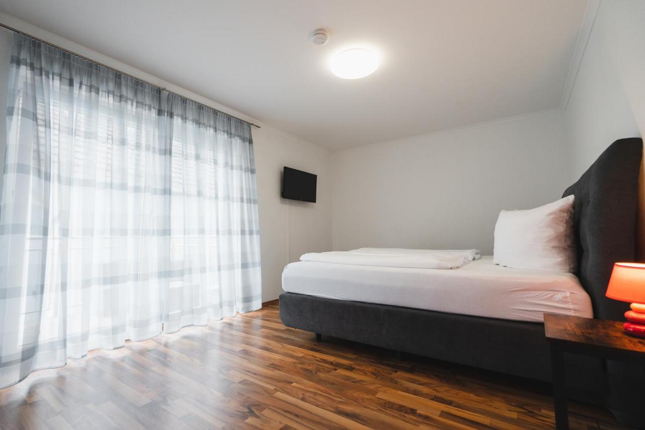 Park Hotel & Gaestehaus روست المظهر الخارجي الصورة
